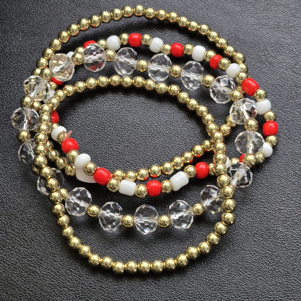 Set Of 4 Delicate Christmas Inspired Bead Bracelet, Nwt